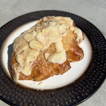 Primrose Bakery - Bear Claw - Bakeries Near Me - Pleasanton, California Primrose Bakery - Bear Claw - Bakeries Near Me - Pleasanton, California
