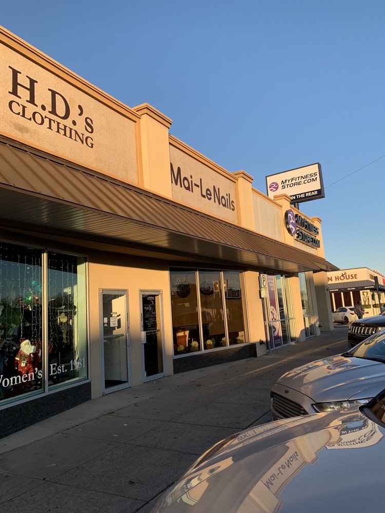 MAI LE NAILS Updated September 2024 28 Photos & 25 Reviews 4504