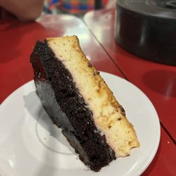 El Pollo De Oro de los Cabos - Chocoflan