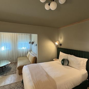 Palihotel Hollywood - Hotels Near Me - Los Angeles, California Palihotel Hollywood - Hotels Near Me - Los Angeles, California