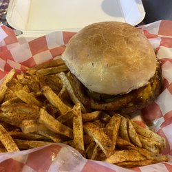 Big Daddy's Grill & Chill - Southwestern burger