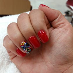 ProfessioNail - Amy is so awesome! I love my Day of the Dead mani!