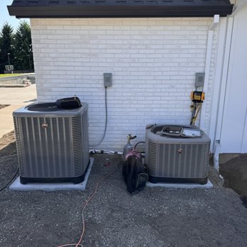 Marc Air Heating & Cooling - Working on twin AC's - Heating & Air Conditioning/HVAC Near Me - Aurora, Oregon Marc Air Heating & Cooling - Working on twin AC's - Heating & Air Conditioning/HVAC Near Me - Aurora, Oregon