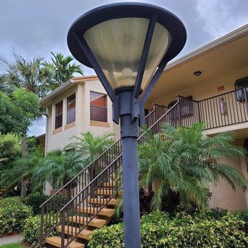 Phoenix Management Service - Property Management Near Me - Lauderdale Lakes, Florida Phoenix Management Service - Property Management Near Me - Lauderdale Lakes, Florida