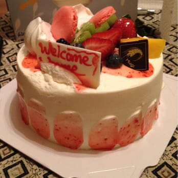 Mugi - Small strawberry shortcake - Bakeries Near Me - Flushing, New York Mugi - Small strawberry shortcake - Bakeries Near Me - Flushing, New York