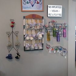Redmond's Bazaar - Fun gifts, various venders, excellent selection.