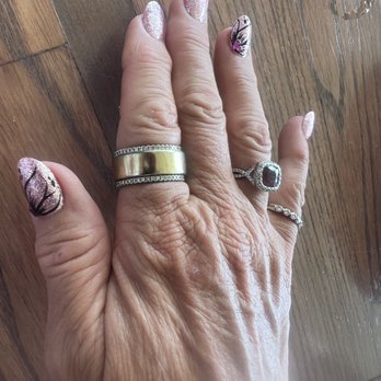 Tami-A Nails Salon - Julie's fingernail art by Yen - Nail Salons Near Me - Honolulu, Hawaii Tami-A Nails Salon - Julie's fingernail art by Yen - Nail Salons Near Me - Honolulu, Hawaii