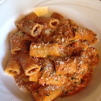 Belli Osteria - Spaghetti bolognese - Italian Near Me - Brooklyn, New York