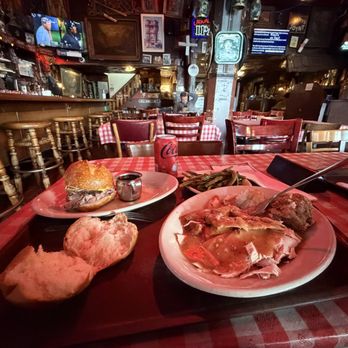 Tommy's Joynt - Portions and Delish Food - American Near Me - San Francisco, California Tommy's Joynt - Portions and Delish Food - American Near Me - San Francisco, California