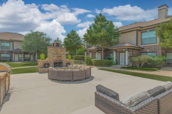 Estate Villas at Krum