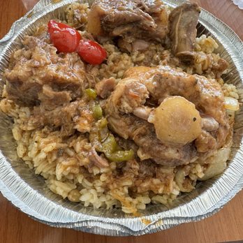 A Comer Caliente Y Frio - Oxtails - Dominican Near Me - Newnan, Georgia A Comer Caliente Y Frio - Oxtails - Dominican Near Me - Newnan, Georgia
