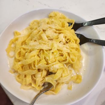 Pasta Corner - Tagliatelle Alfredo - Pasta Shops Near Me - Los Angeles, California Pasta Corner - Tagliatelle Alfredo - Pasta Shops Near Me - Los Angeles, California