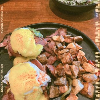 Toast Downey - Eggs Benedict with potatoes - Breakfast & Brunch Near Me - Downey, California Toast Downey - Eggs Benedict with potatoes - Breakfast & Brunch Near Me - Downey, California