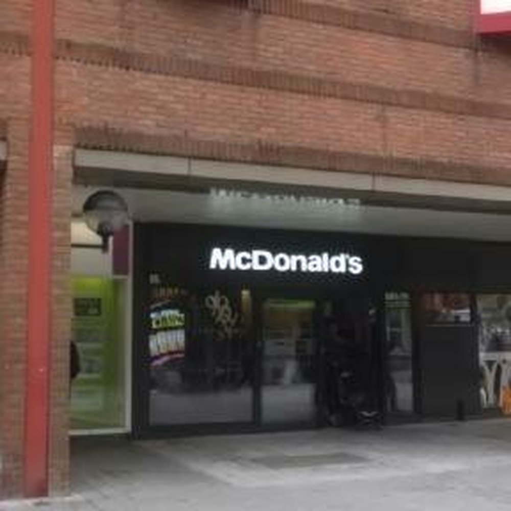 McDonald's - Burgers Near Me - Redhill, SRY
