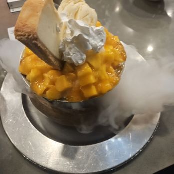 TwoHa's Cafe - Mango ice cream and pound cake - Desserts Near Me - Duluth, Georgia