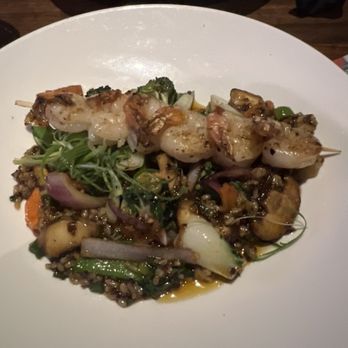 Yard House - Shrimp Bowl - Bars Near Me - Roseville, California