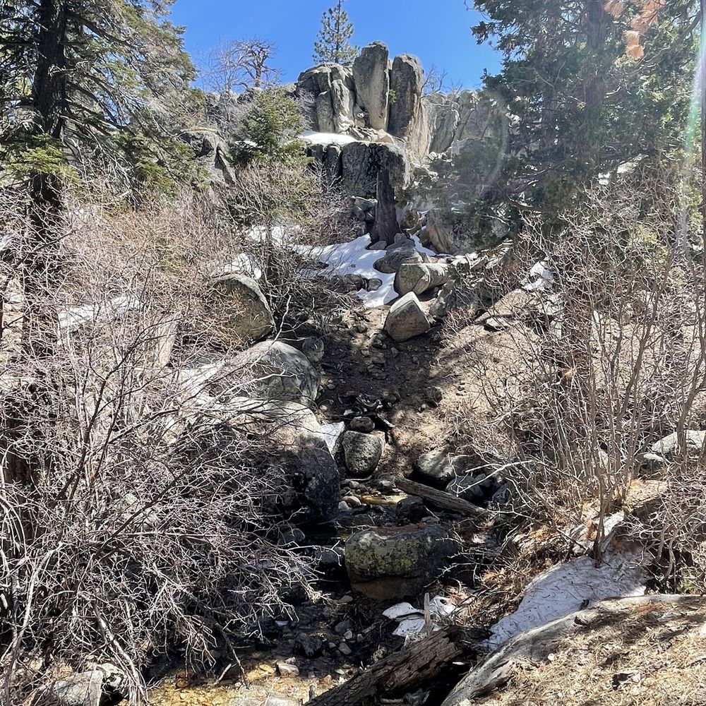 Castle Rock Trail - Hiking Near Me - Big Bear Lake, California