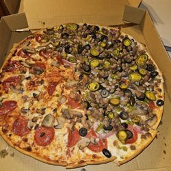 Simply MK - Large half Station Special and half Pepperoni, mushrooms, and extra cheese.