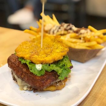 PINCHO - Toston Burger with Fries - Burgers Near Me - Hialeah, Florida PINCHO - Toston Burger with Fries - Burgers Near Me - Hialeah, Florida