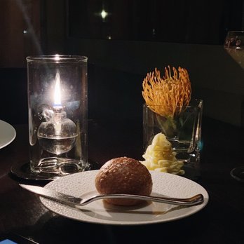 Deuxave - House roll (I preferred the focaccia) - New American Near Me - Boston, Massachusetts