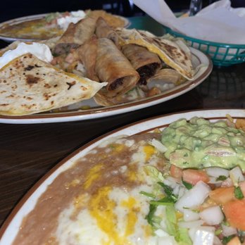 El Perico Ranchero - Appetitizer platter. - Mexican Near Me - Upland, California El Perico Ranchero - Appetitizer platter. - Mexican Near Me - Upland, California