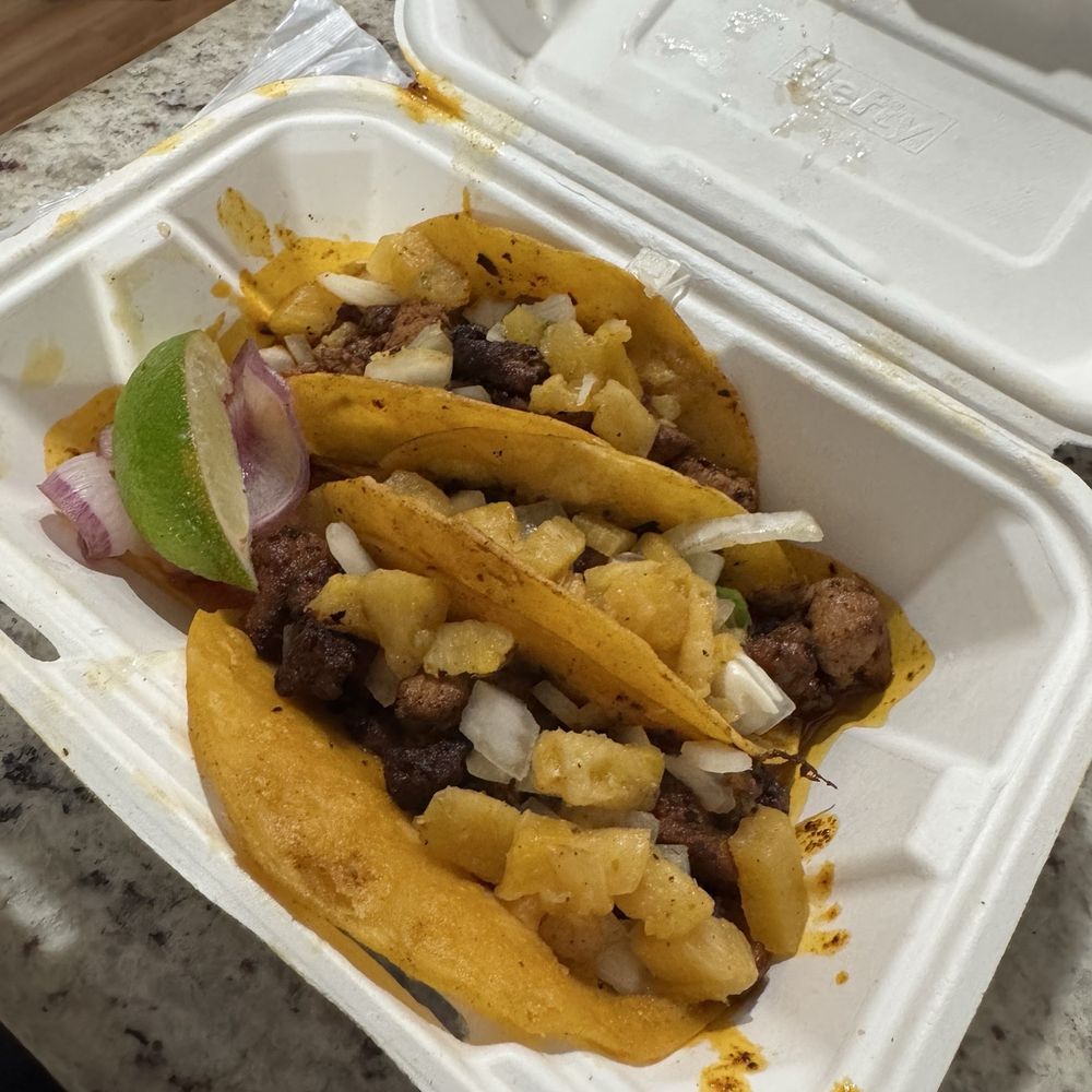 El Azul Taqueria - Al pastor tacos - Tacos Near Me - Honolulu, Hawaii