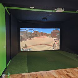 The Lynx Indoor Golf