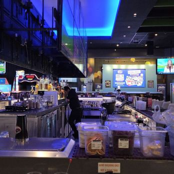 Dave & Buster's Manchester - The bar at Dave & Busters - Sports Bars Near Me - Manchester, New Hampshire Dave & Buster's Manchester - The bar at Dave & Busters - Sports Bars Near Me - Manchester, New Hampshire