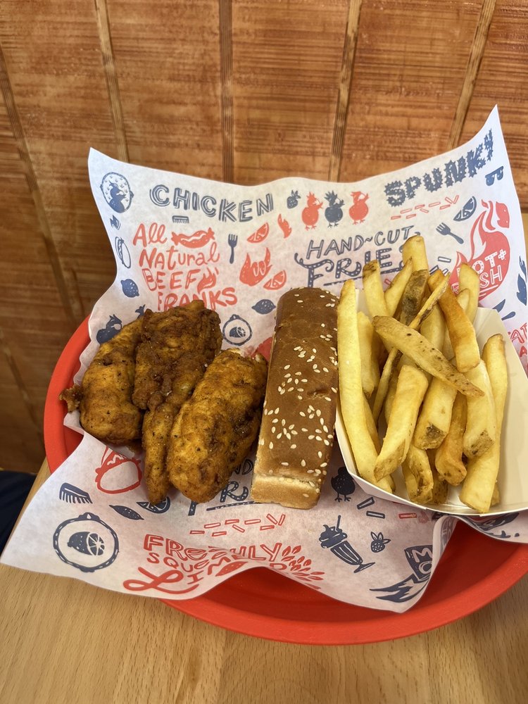 BOSS CHICKEN Updated August 2024 3581 N Zaragoza Rd, El Paso