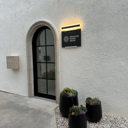 Advanced Holistic Dental - Entrance to practice