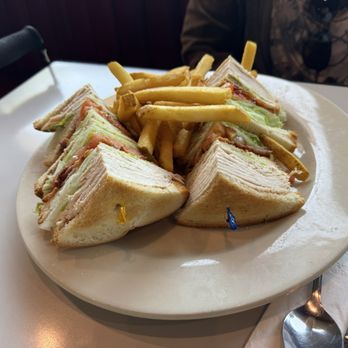 Baldie's Café - CLUBHOUSE - Breakfast & Brunch Near Me - Union City, California
