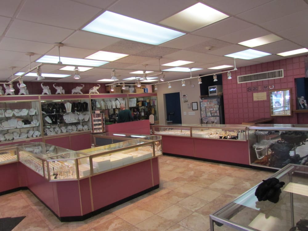 SALAMEH JEWELERS Updated September 2024 1652 Blue Hill Ave