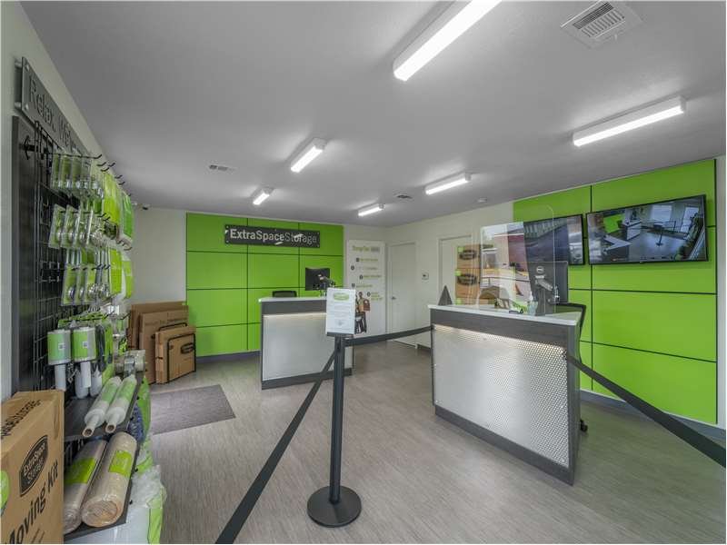 EXTRA SPACE STORAGE Updated August 2024 17 Photos 12977 W 63rd St