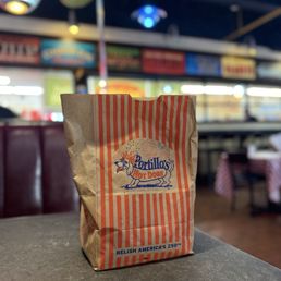 Non greasy bag willed with onion rings Non greasy bag willed with onion rings