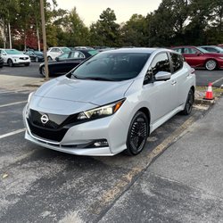 Landers McLarty Nissan of Huntsville - Dan the Man's 2023 Nissan Leaf