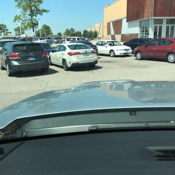 West Oaks Mall - This Kia hit another car and laughed about it and left the about their merry way. - Shopping Centers Near Me - Houston, Texas West Oaks Mall - This Kia hit another car and laughed about it and left the about their merry way. - Shopping Centers Near Me - Houston, Texas
