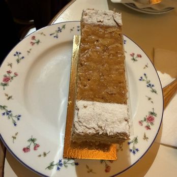 Carette - Patisserie/Cake Shop Near Me - Paris, 75 Carette - Patisserie/Cake Shop Near Me - Paris, 75