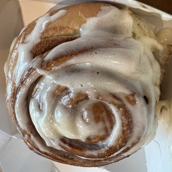 Cinnabon - Bakeries Near Me - Waldorf, Maryland