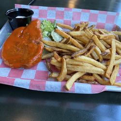 Palace Pub - Fried chicken sandwich with fries no bread with buffalo sauce