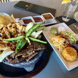 Mi Chante Molcajete Mi Chante Molcajete