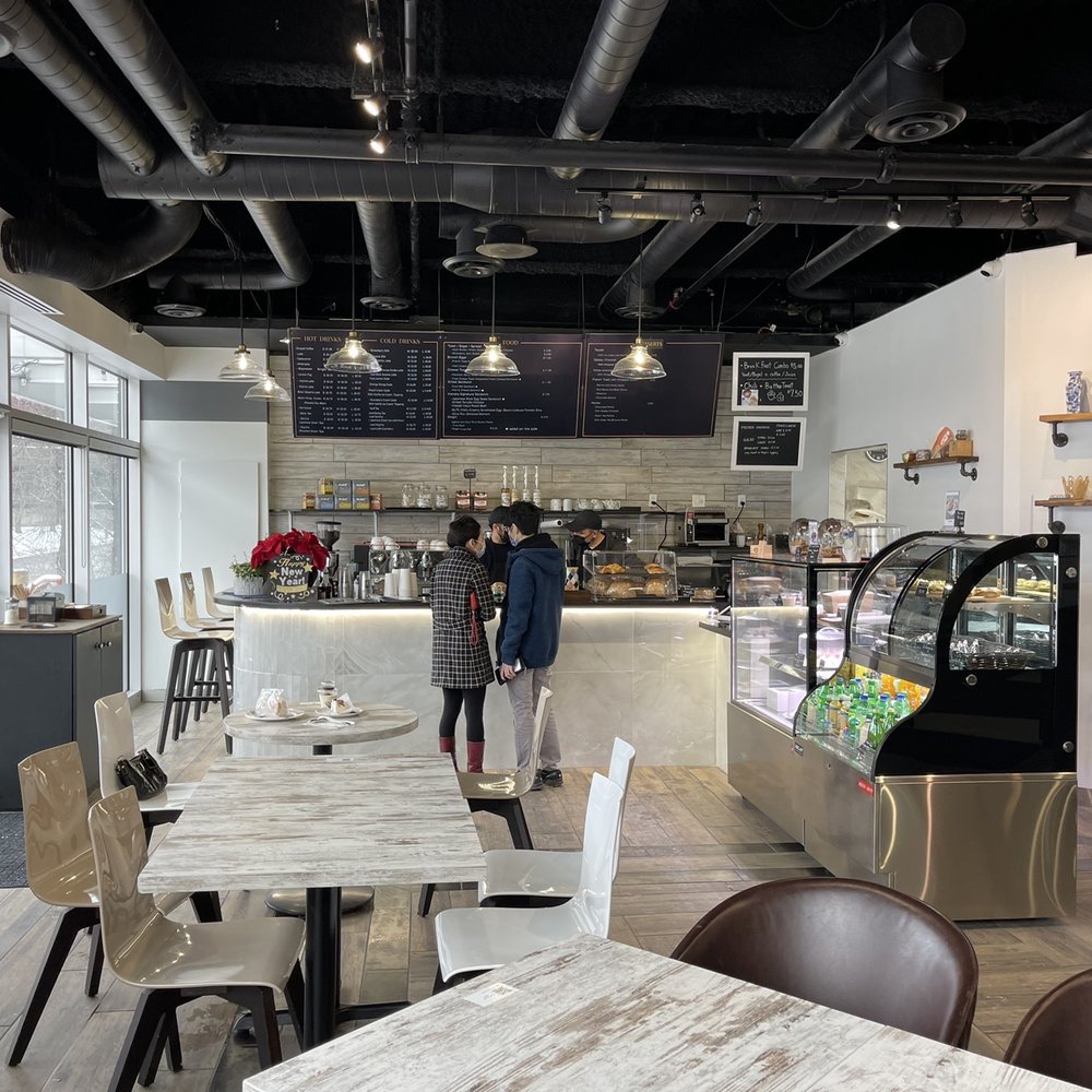 Cafe Wanoka - Interior of the cafe - Bakeries Near Me - Scarborough, Ontario