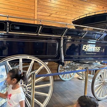 Express Clydesdales - Attraction Farms Near Me - Yukon, Oklahoma