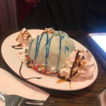 Leo's Casa Calamari - Italian Near Me - Brooklyn, New York