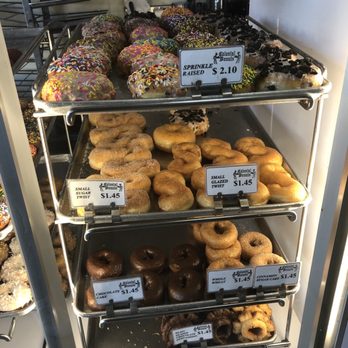 Colonial Donuts - Donuts Near Me - Oakland, California