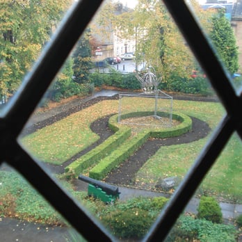 Mclean Museum & Art Gallery - McLean Museum & Art Gallery, Greenock - Museums Near Me - Greenock, IVC