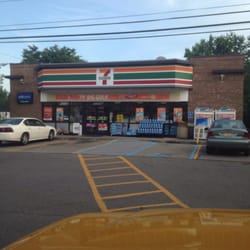 7-Eleven - Front of the building