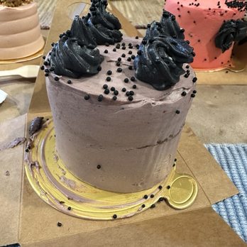 Goddess Noir Cakes - Marble cake - Custom Cakes Near Me - Oakland, California Goddess Noir Cakes - Marble cake - Custom Cakes Near Me - Oakland, California