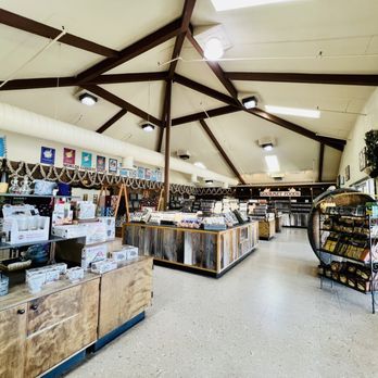 Garlic World - Specialty Food Near Me - Gilroy, California