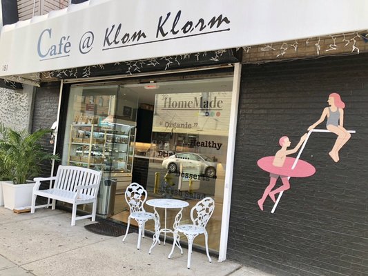 Cafe at Klom Klorm by null