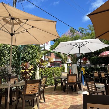 restaurante tio pepe - Outdoor seating - Brazilian Near Me - Boa Viagem, Prince Edward Island restaurante tio pepe - Outdoor seating - Brazilian Near Me - Boa Viagem, Prince Edward Island